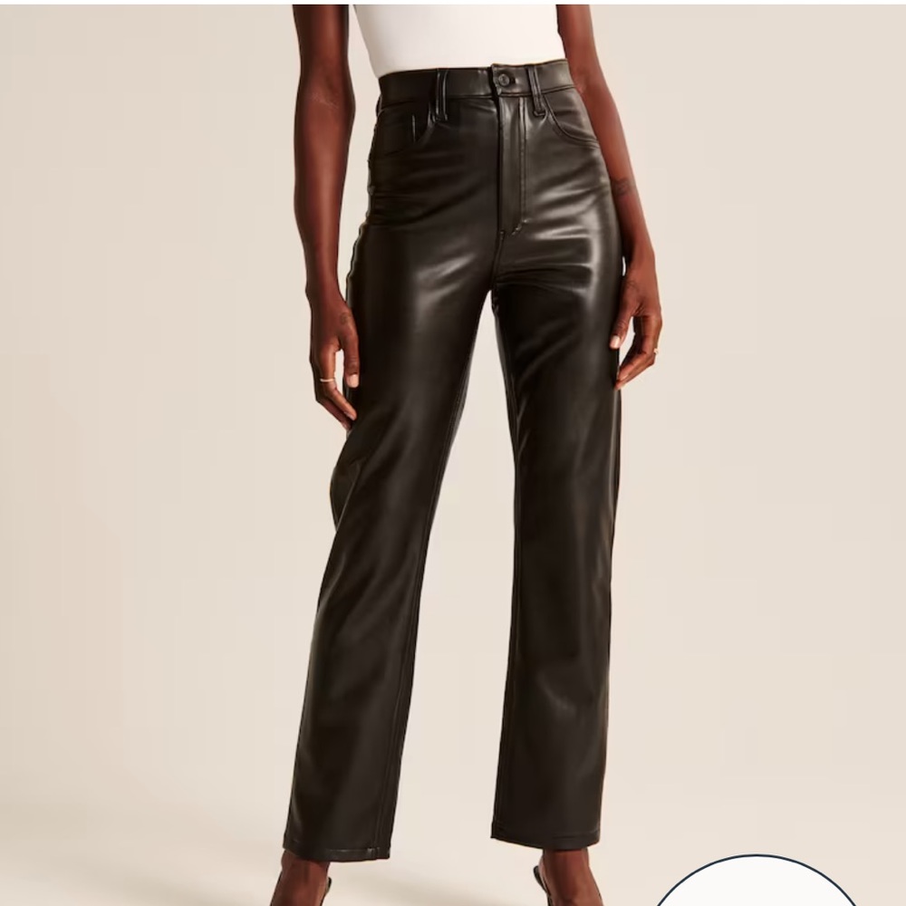 Vegan Leather 90s Straight Pant